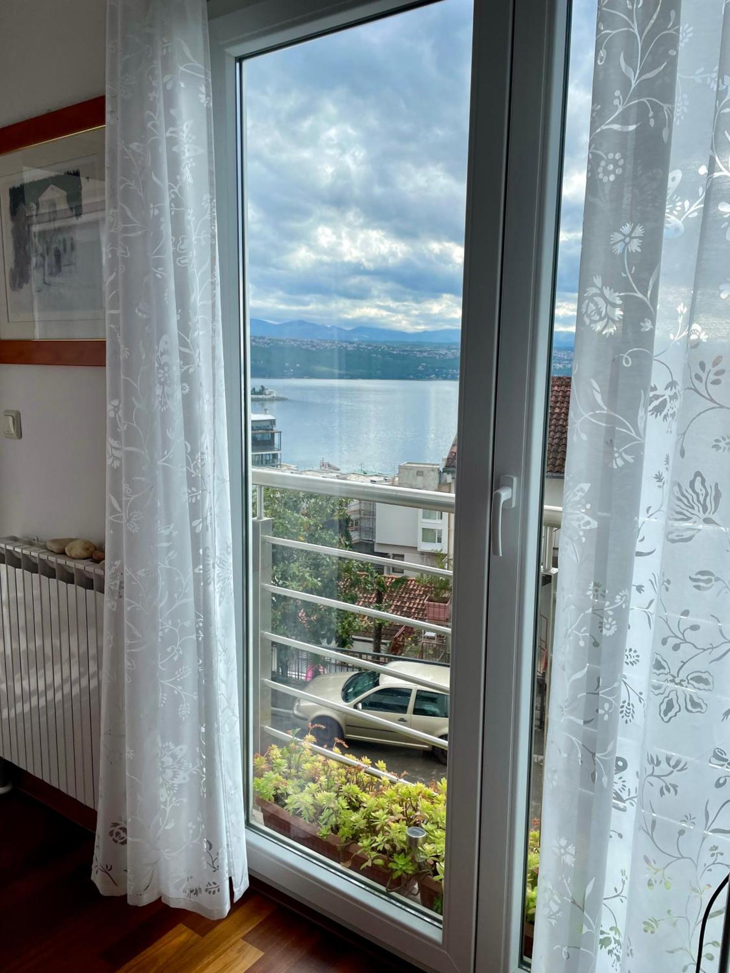 Apartamento Old Lady Opatija Exterior foto